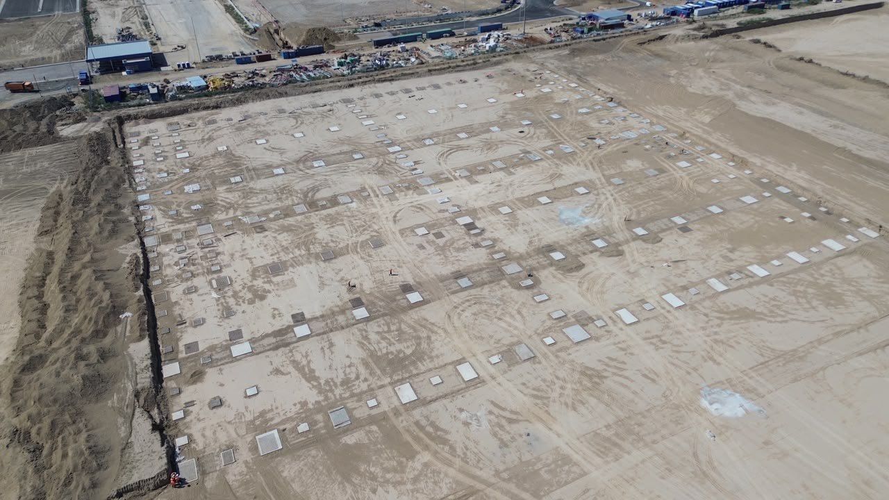 Foundation pocket grid